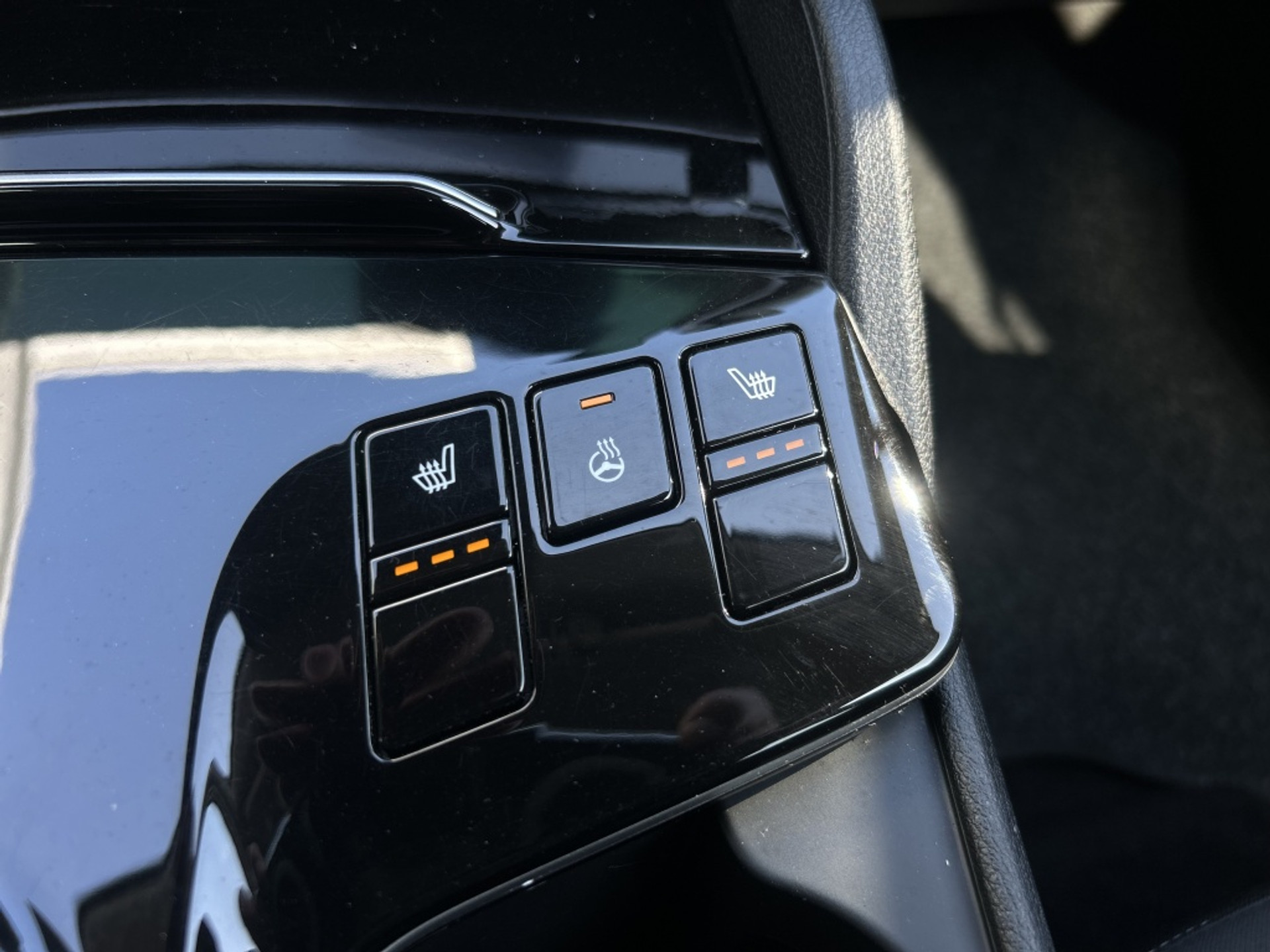 42673398-19.jpg