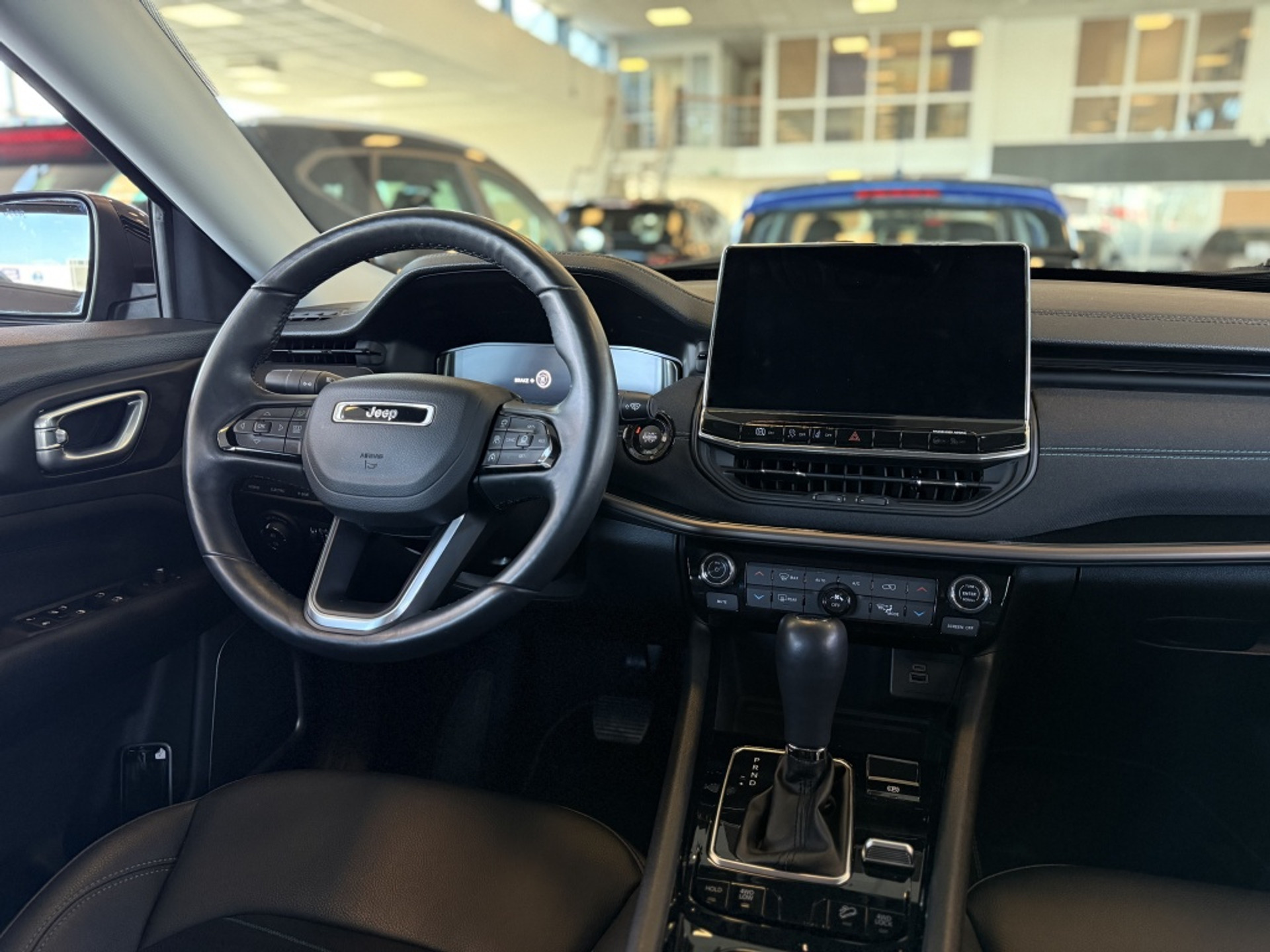 44015611-24.jpg